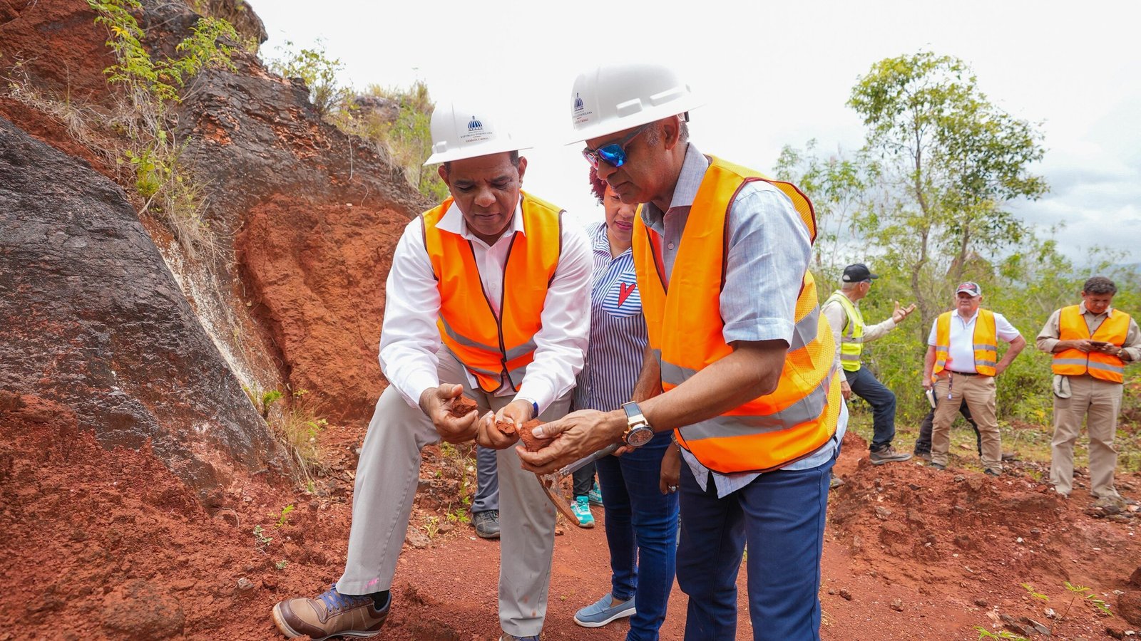 Ministro Santos valora resultados en minería y avances en hidrocarburos presentados por el presidente Abinader