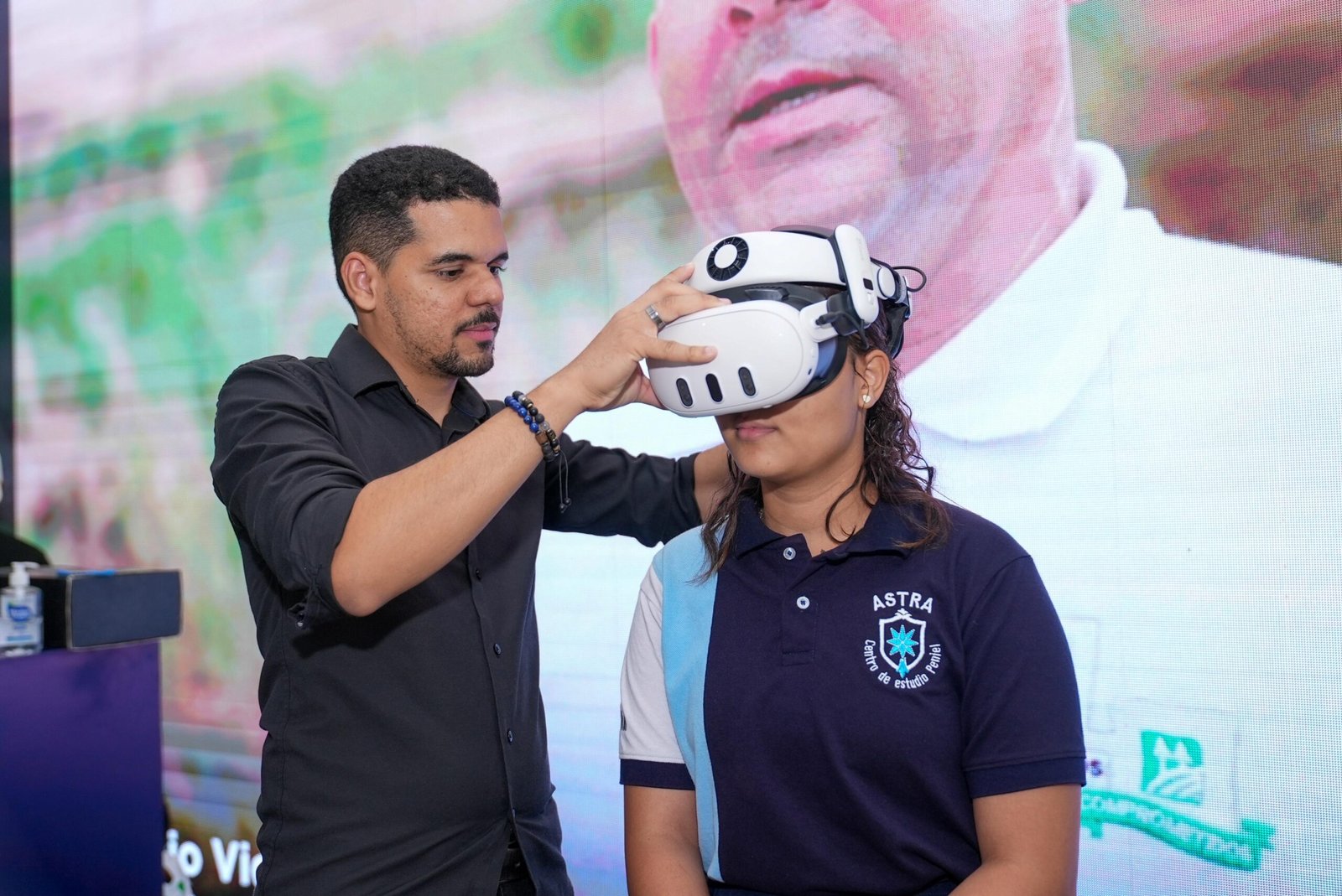 Energía y Minas impulsa cultura de uso responsable y transición energética en feria educativa nacional