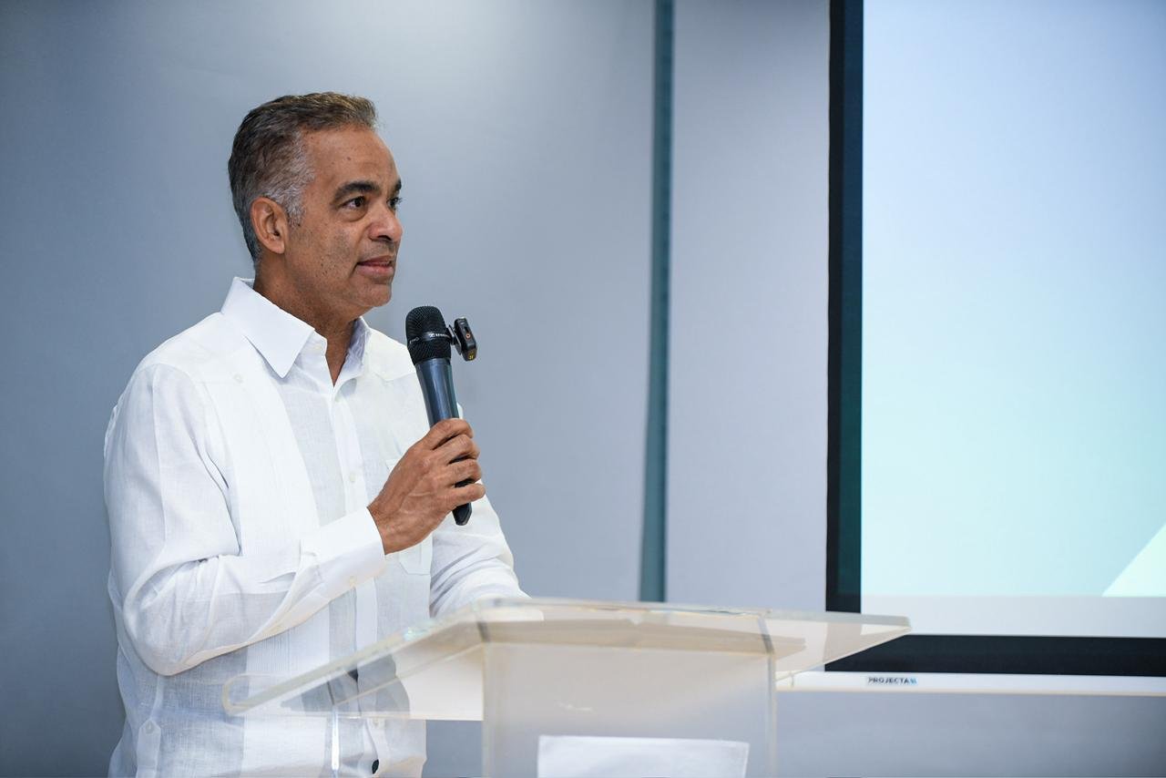 El Gobierno pone en operación moderno simulador de entrenamiento para fortalecer la seguridad del sistema eléctrico