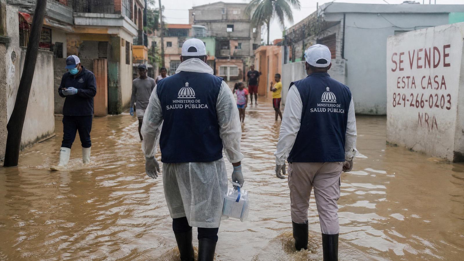 Alerta Sanitaria en RD: Casos de Leptospirosis Aumentan a 74 Tras Recientes Lluvias e Inundaciones