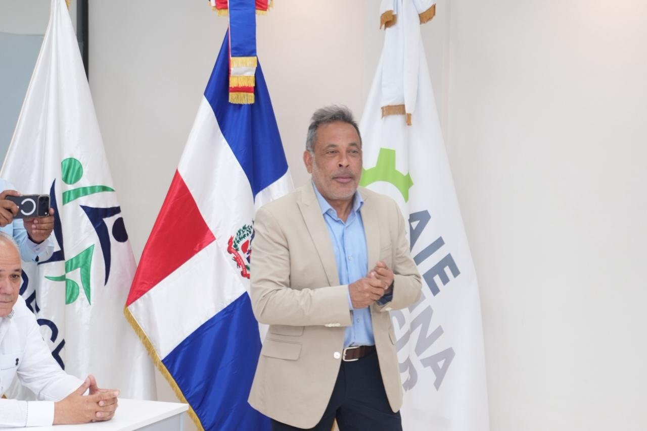 Presidente de Sanut propone reconocer a Haina como eje alimentario e industrial de República Dominicana