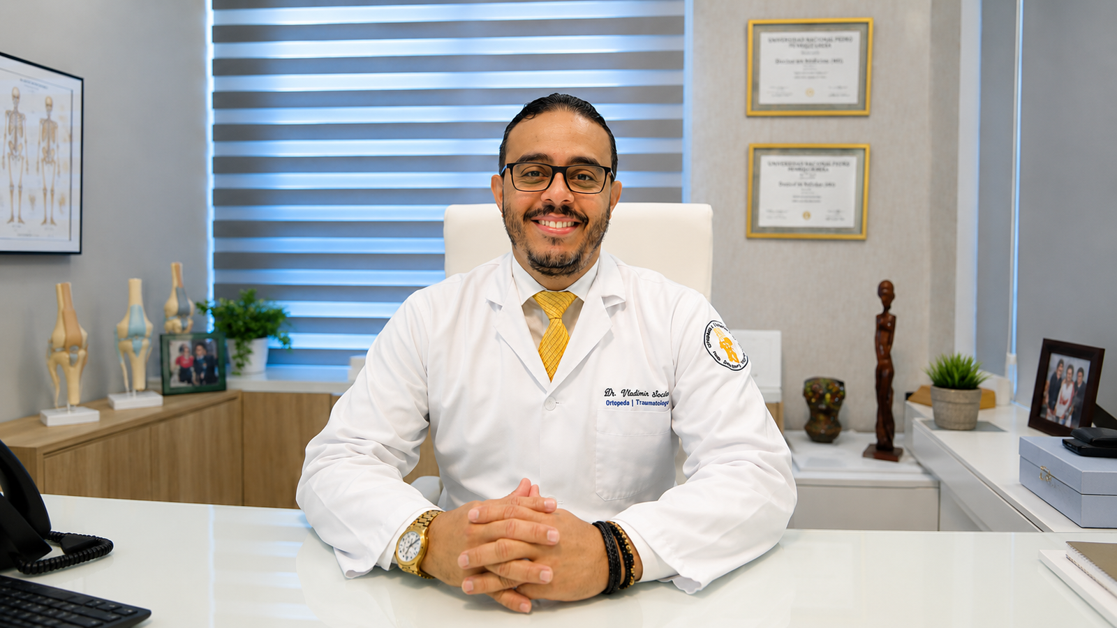 Ortopeda Vladimir Socías llama a priorizar la prevención y el diagnóstico oportuno para proteger la salud musculoesquelética