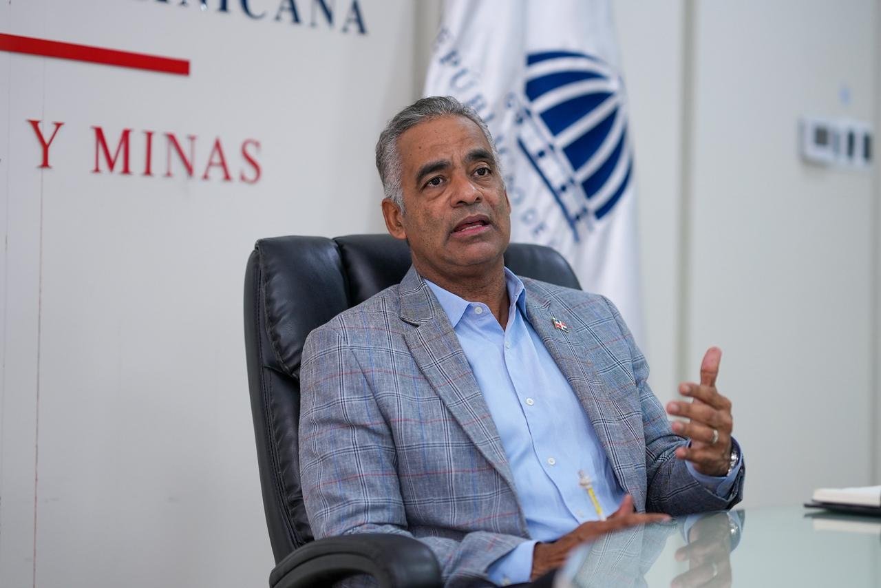 Demanda eléctrica rompe récord por segundo día consecutivo y alcanza los 4,277 MW en República Dominicana