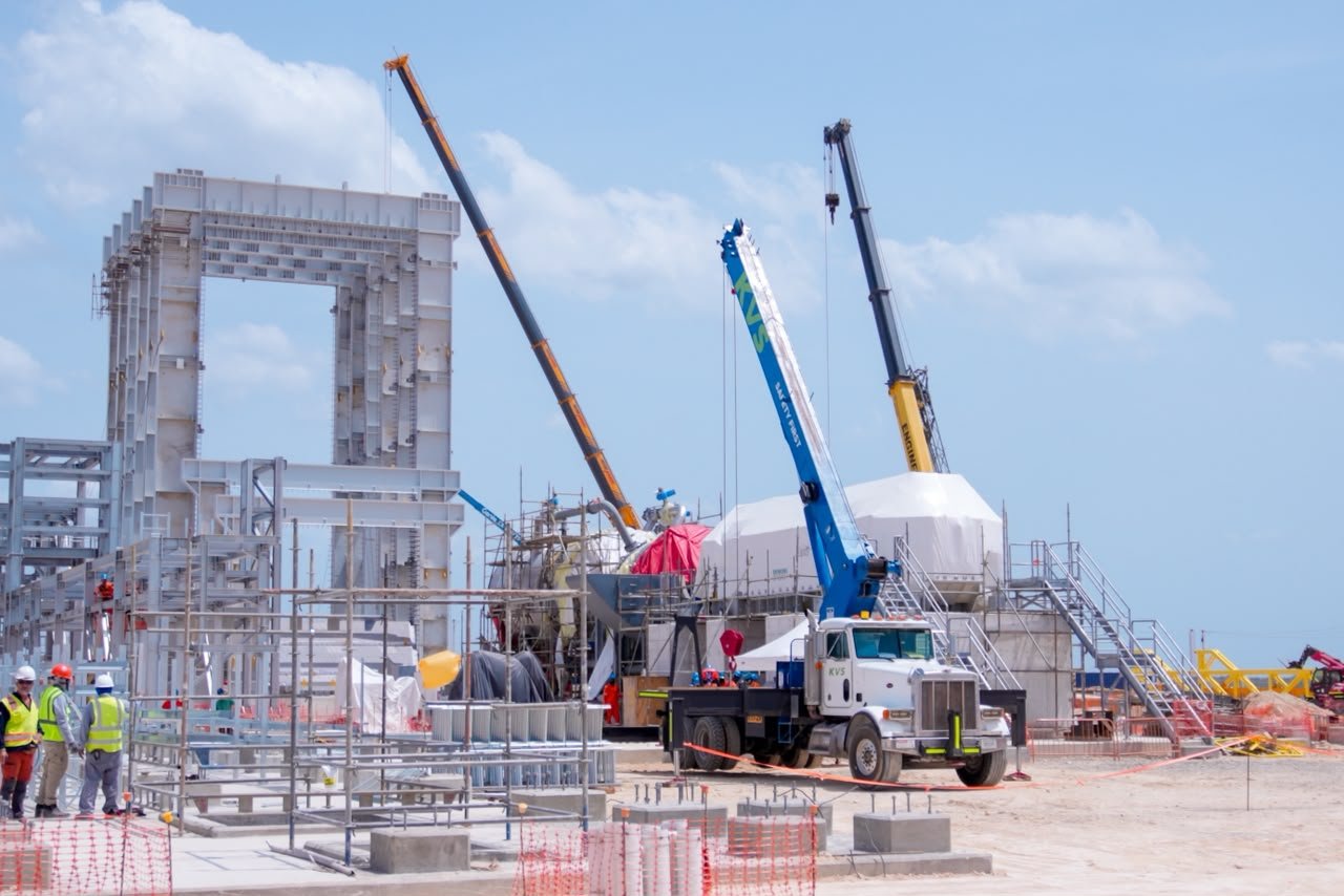 Ministro Santos destaca avance de Manzanillo Gas & Power; proyecto registra un 66.9 % de ejecución y entrará en operación en 2028