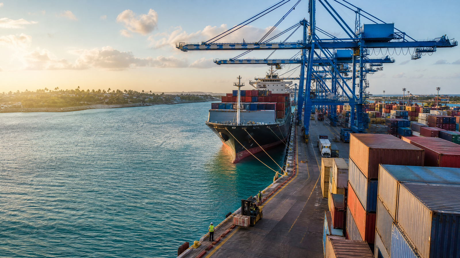 Modernización portuaria busca consolidar a República Dominicana como centro logístico regional